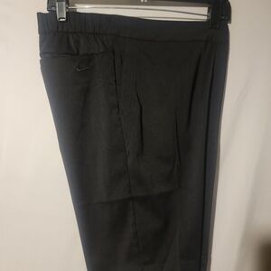 New Womens Nike Golf Shorts Black UV 11” Size XS AJ5663-010